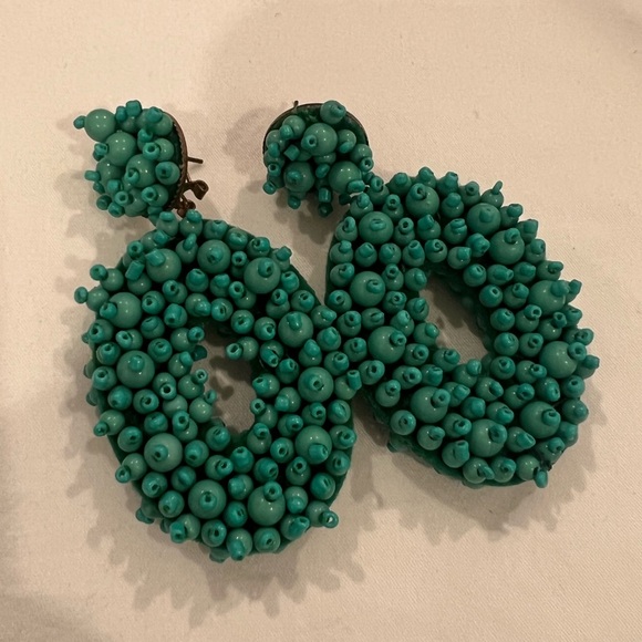 Green Beaded Earrings - Picture 7 of 8